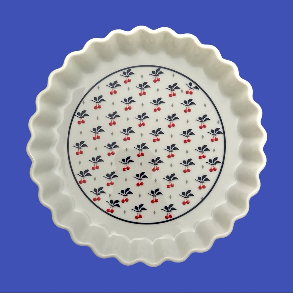 COPCO Country Fine Porcelain Cherry Tart Dish 🍒